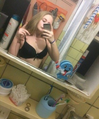 Со мной ты окунешься в мир страсти и нежности. Мои услуги включают классический секс, оральный секс, эротический массаж и многое другое. Я умею слушать и готова к твоим самым смелым экспериментам. Забудь о рутине и позволь мне позаботиться о твоем удовольствии. Посмотри мои фото и отзывы - они говорят сами за себя. Жду тебя в Москве, чтобы создать идеальный момент нашей с тобой встречи. 💋 Полина